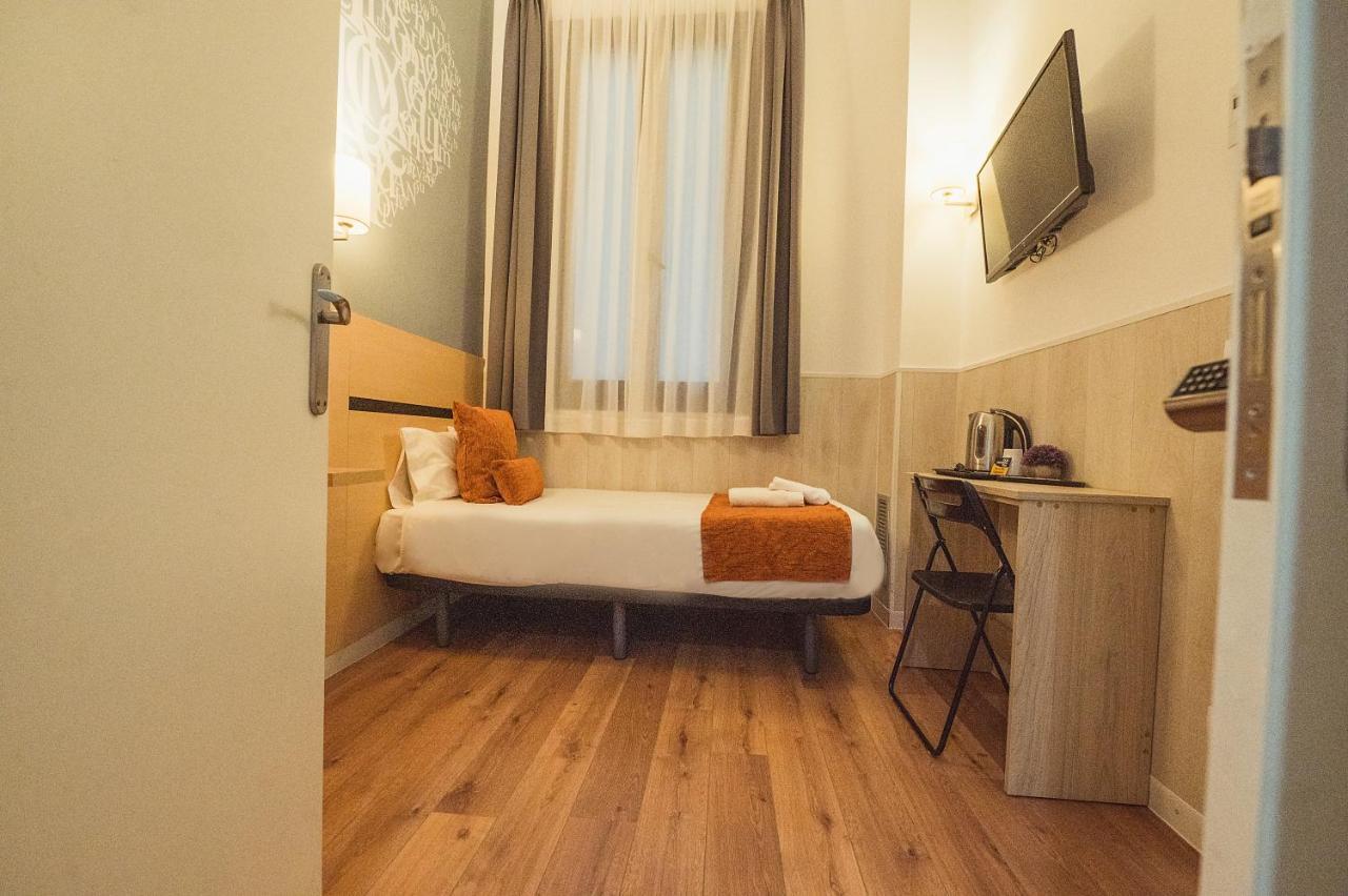 Hostal Live Natura Barcelona (Adults Only) Exteriér fotografie
